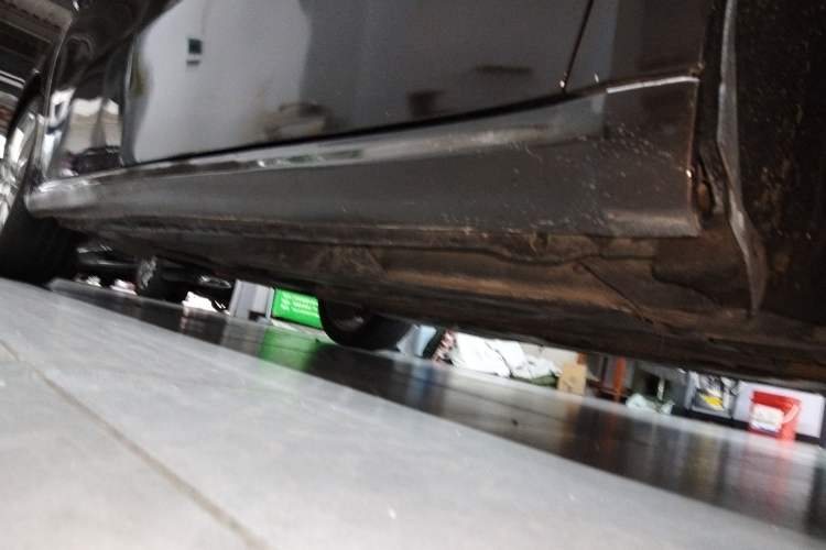 Used Peugeot 508 2015 1.8THP Automatic Prestige Edition Right Side Sill