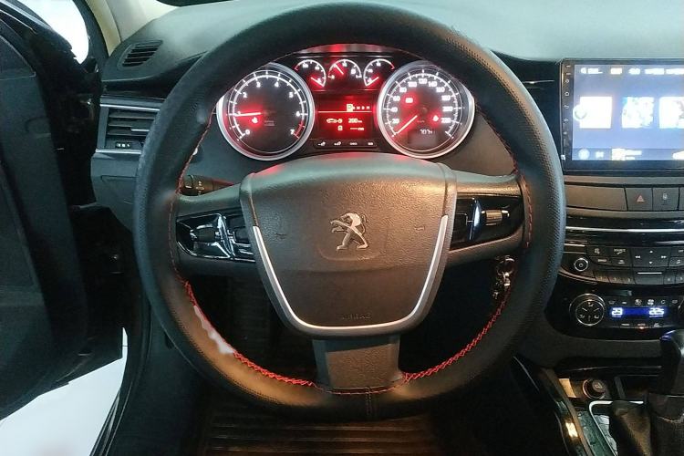 Used Peugeot 508 2015 2.0L Automatic Zhiyi Edition Steering Wheel