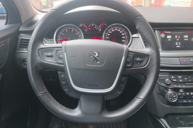 Used Peugeot 508 2015 1.8THP Automatic Prestige Edition Steering Wheel