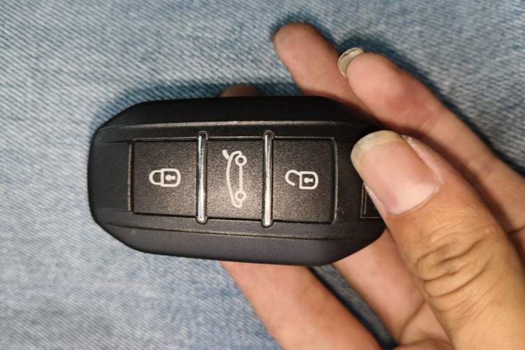 Used Peugeot 508 2015 1.8THP Automatic Prestige Edition Vehicle Key