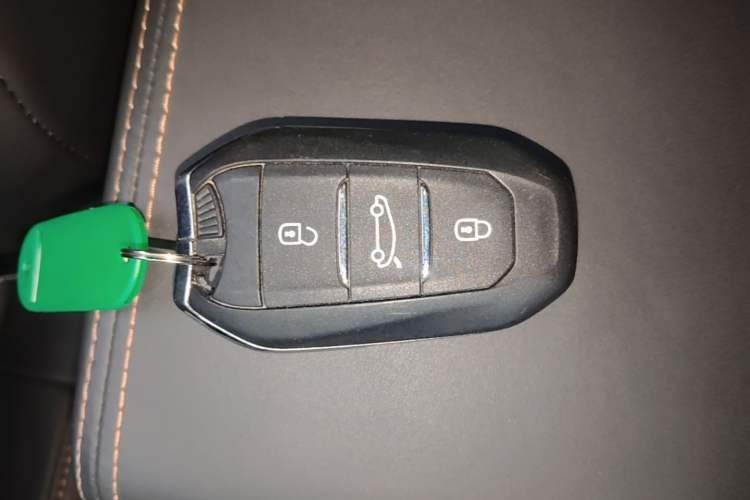 Used Peugeot 508 2015 1.8THP Automatic Flagship Edition Vehicle Key