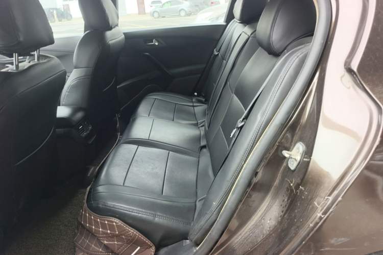 Used Peugeot 508 2015 2.0L Automatic Zhiyi Edition Left Rear Seat