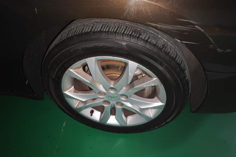 Used Peugeot 508 2015 1.6THP Automatic Prestige Edition Right Front Wheel Hub
