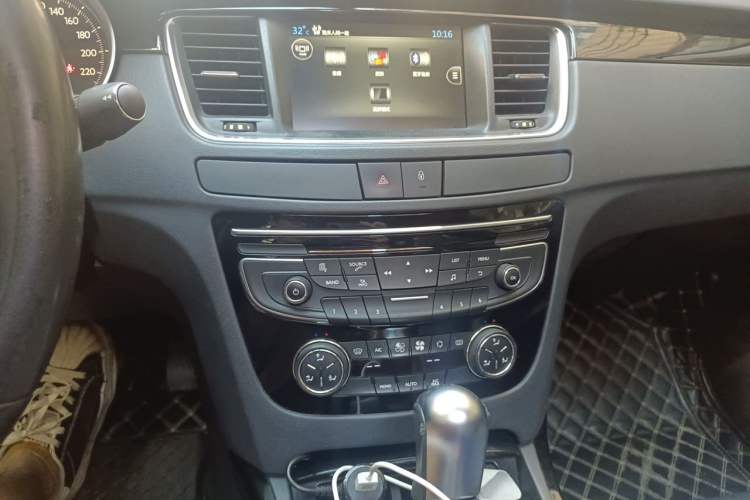 Used Peugeot 508 2015 1.6THP Automatic Prestige Edition Audio And AC Panel