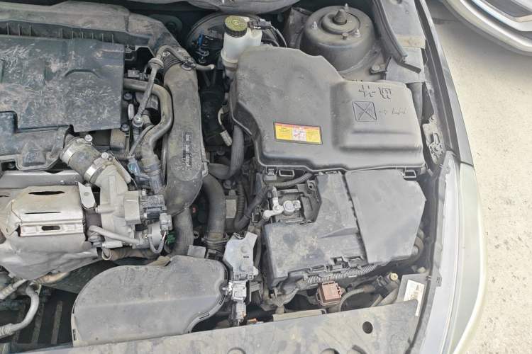 Used Peugeot 508 2015 1.6THP Automatic Prestige Edition Engine Bay Left
