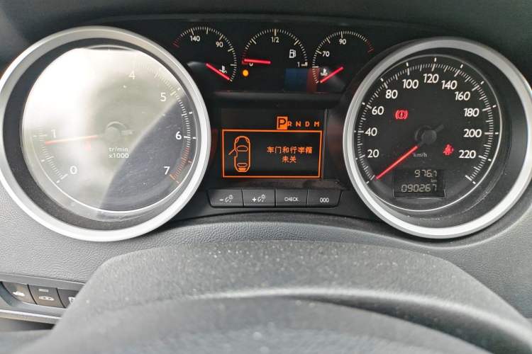 Used Peugeot 508 2015 1.6THP Automatic Prestige Edition Odometer Close Up
