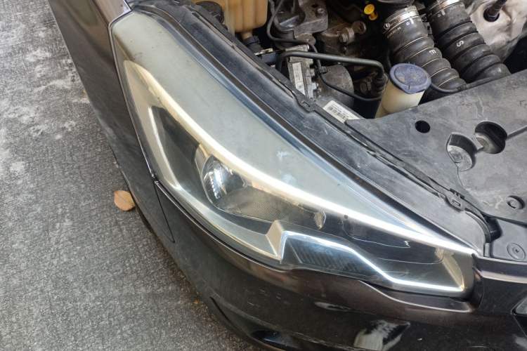 Used Peugeot 508 2015 1.6THP Automatic Prestige Edition Right Front Headlight