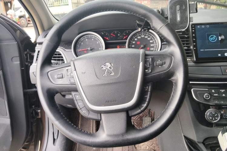 Used Peugeot 508 2015 1.6THP Automatic Prestige Edition Steering Wheel