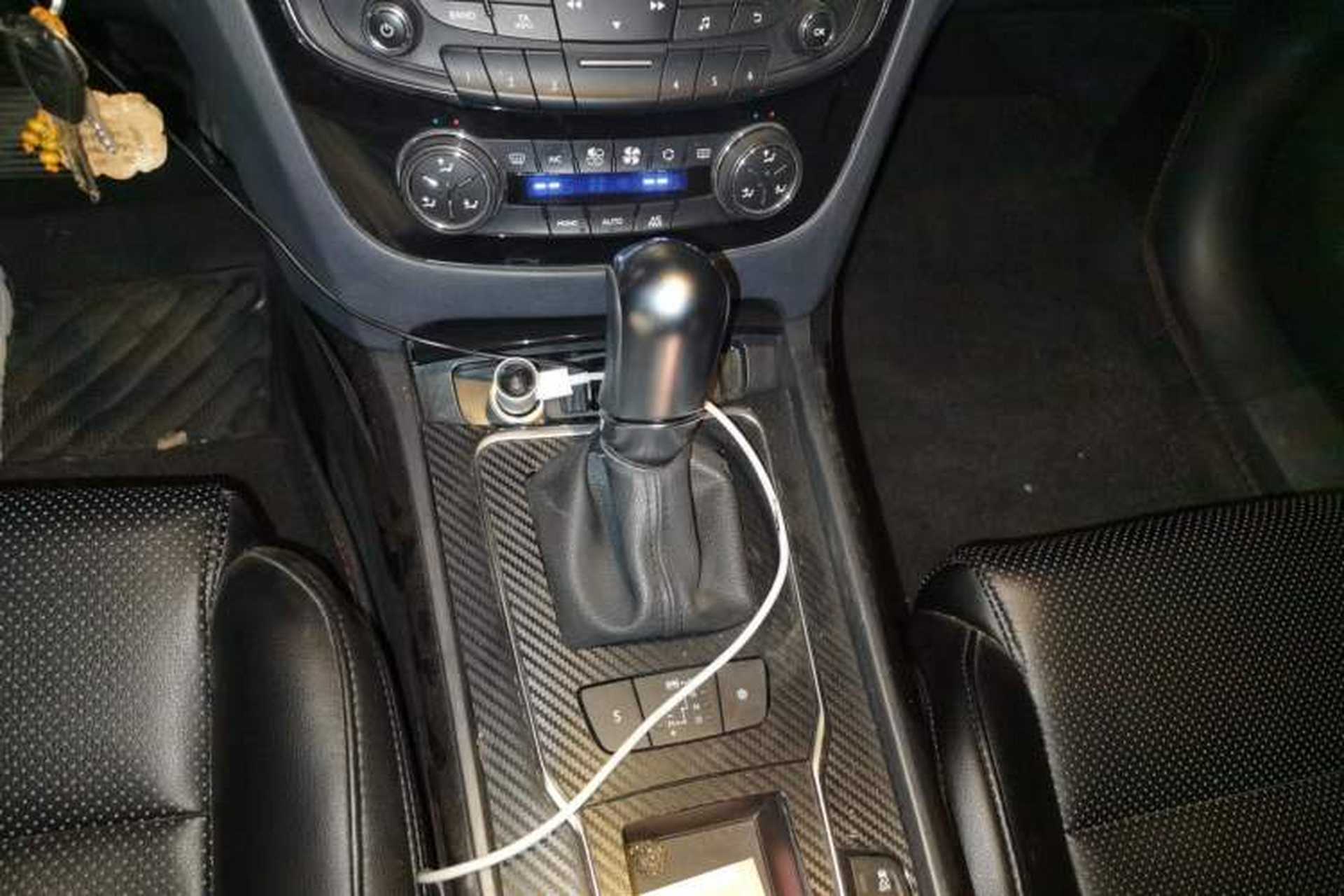 Used Peugeot 508 2015 1.6THP Automatic Zhiiyi Edition Gear Lever
