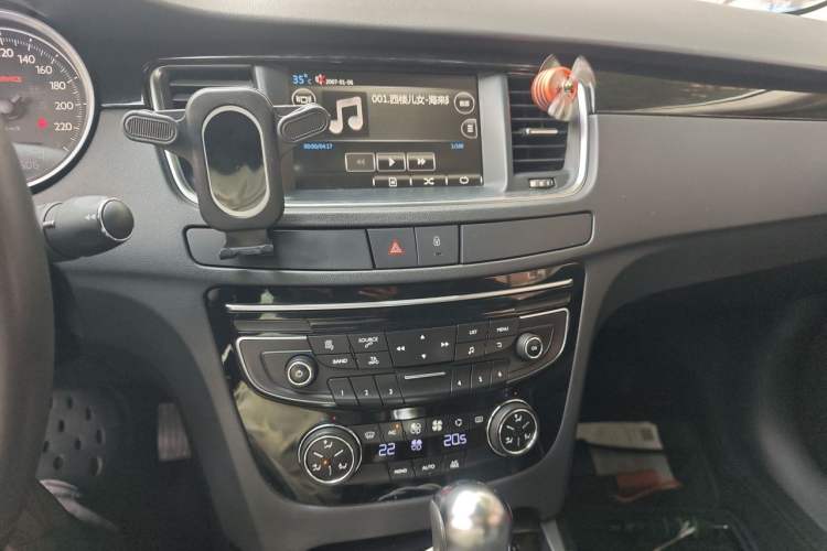 Used Peugeot 508 2015 1.6THP Automatic Prestige Edition Audio And AC Panel