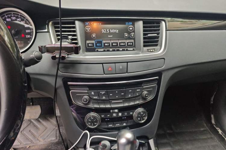 Used Peugeot 508 2015 1.6THP Automatic Prestige Edition Audio And AC Panel