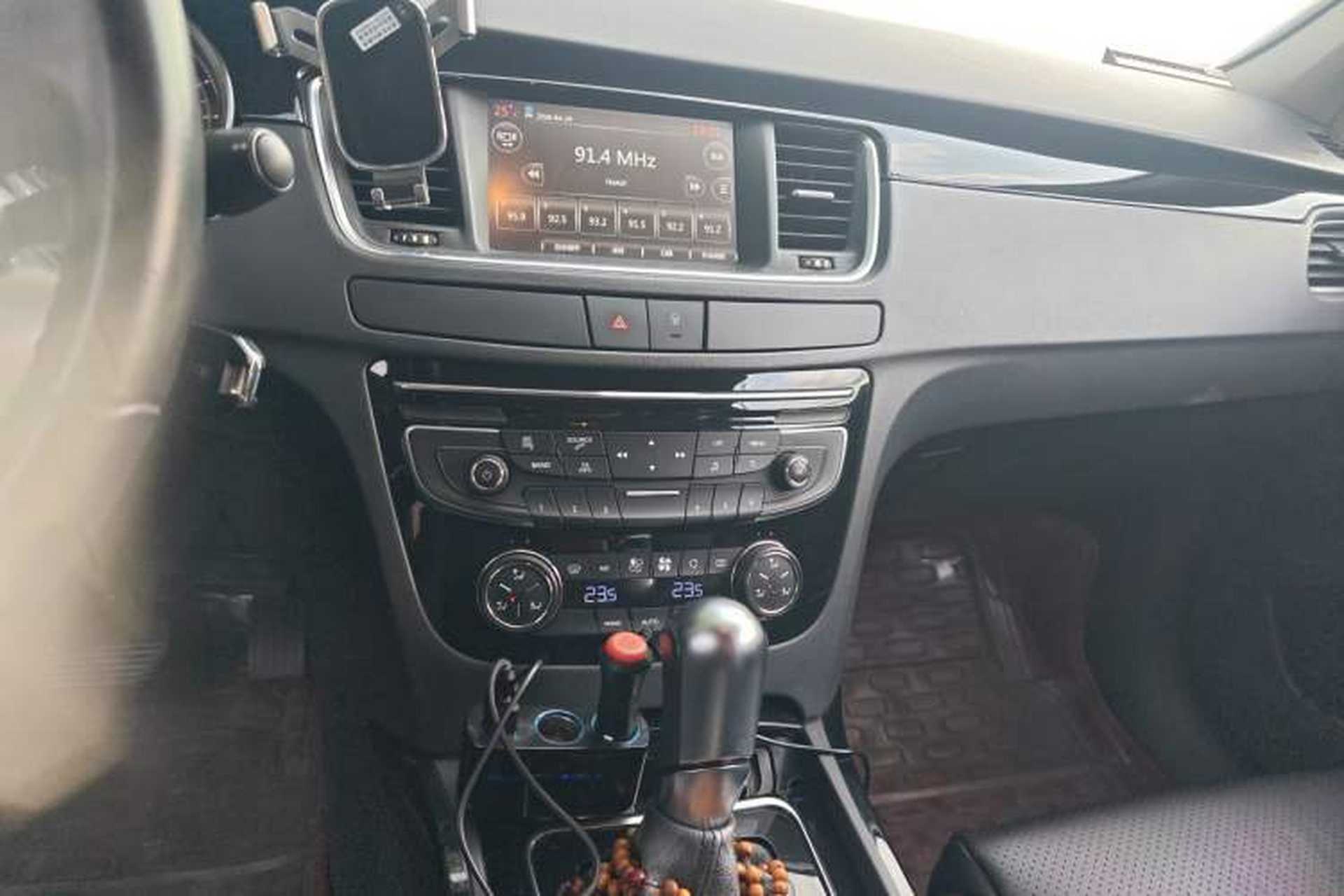 Used Peugeot 508 2015 2.0L Automatic Zhiyi Edition Audio And AC Panel