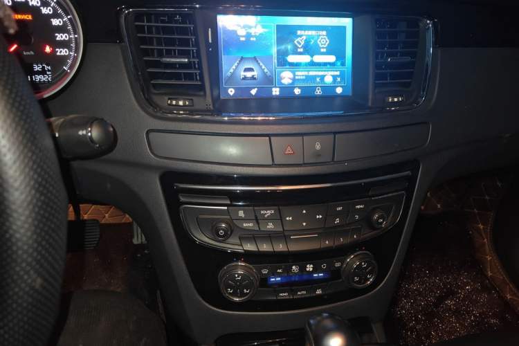Used Peugeot 508 2015 1.6THP Automatic Prestige Edition Audio And AC Panel