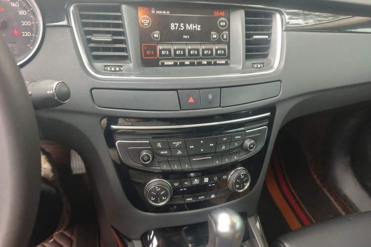 Used Peugeot 508 2015 1.6THP Automatic Prestige Edition Audio And AC Panel