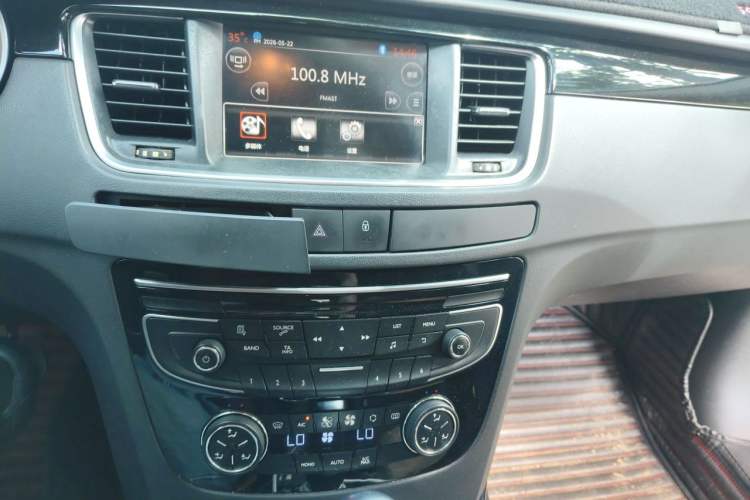 Used Peugeot 508 2015 1.8THP Automatic Prestige Edition Audio And AC Panel