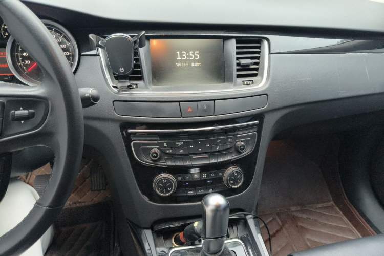 Used Peugeot 508 2015 1.6THP Automatic Prestige Edition Audio And AC Panel