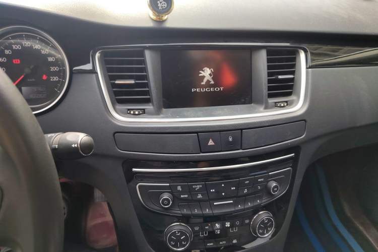 Used Peugeot 508 2015 1.6THP Automatic Prestige Edition Audio And AC Panel
