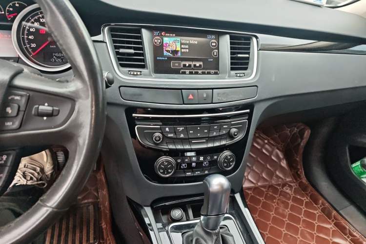 Used Peugeot 508 2015 1.8THP Automatic Prestige Edition Audio And AC Panel