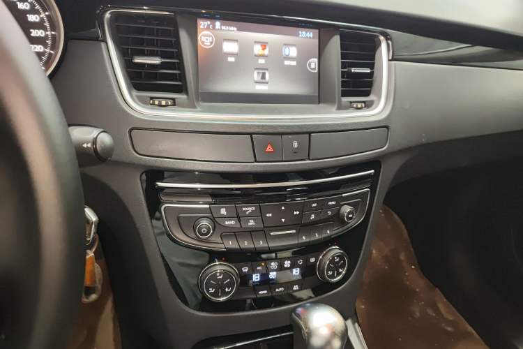 Used Peugeot 508 2015 1.6THP Automatic Zhiiyi Edition Audio And AC Panel