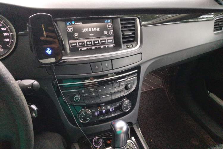 Used Peugeot 508 2015 2.0L Automatic Zhiyi Edition Audio And AC Panel