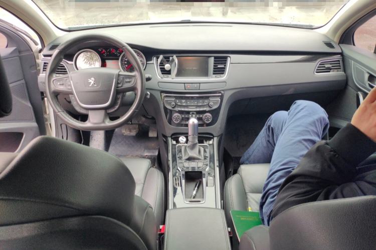 Used Peugeot 508 2015 1.6THP Automatic Zhiiyi Edition Center Console