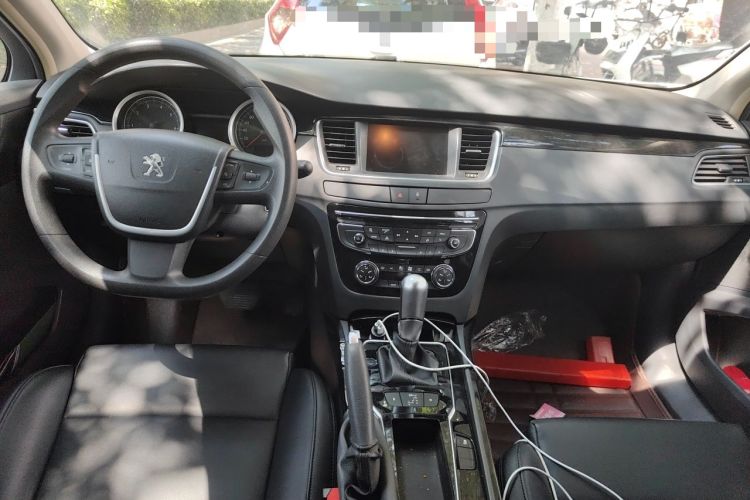 Used Peugeot 508 2015 2.0L Automatic Zhiyi Edition Center Console