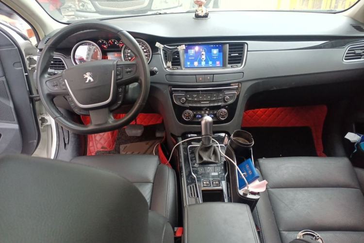 Used Peugeot 508 2015 1.6THP Automatic Prestige Edition Center Console