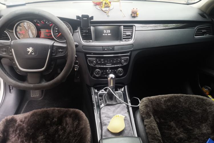 Used Peugeot 508 2015 1.6THP Automatic Zhiiyi Edition Center Console