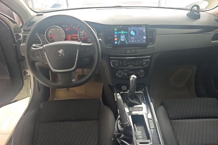 Used Peugeot 508 2015 2.0L Automatic Zhiyi Edition Center Console