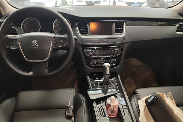 Used Peugeot 508 2015 1.6THP Automatic Zhiiyi Edition Center Console