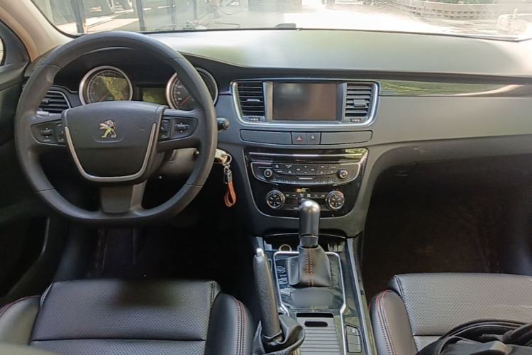 Used Peugeot 508 2015 2.0L Automatic Zhiyi Edition Center Console
