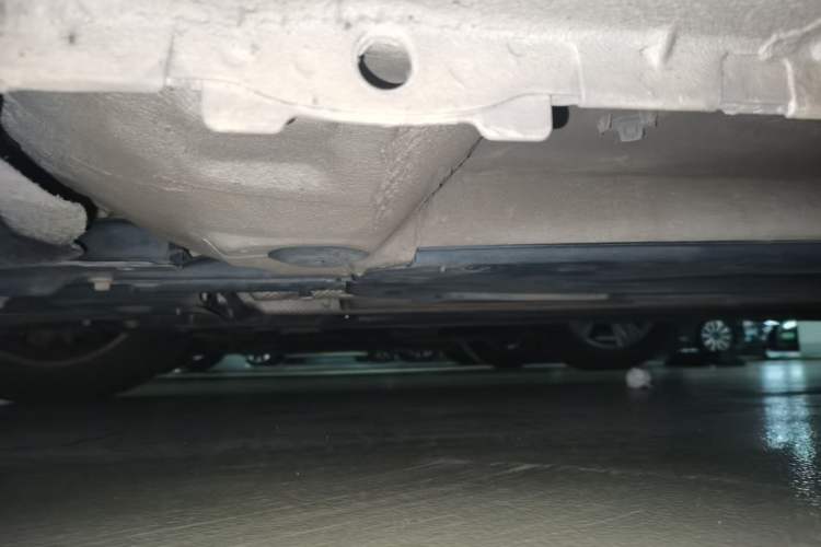 Used Peugeot 508 2015 1.6THP Automatic Prestige Edition Chassis Rear Left