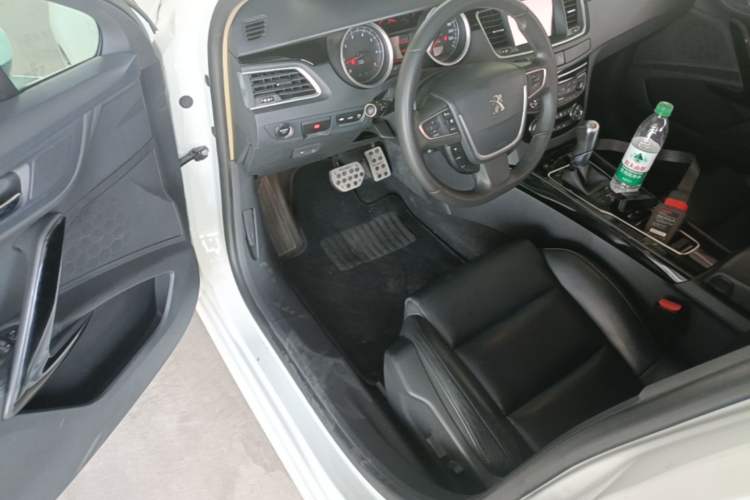 Used Peugeot 508 2015 1.6THP Automatic Prestige Edition Driver Seat