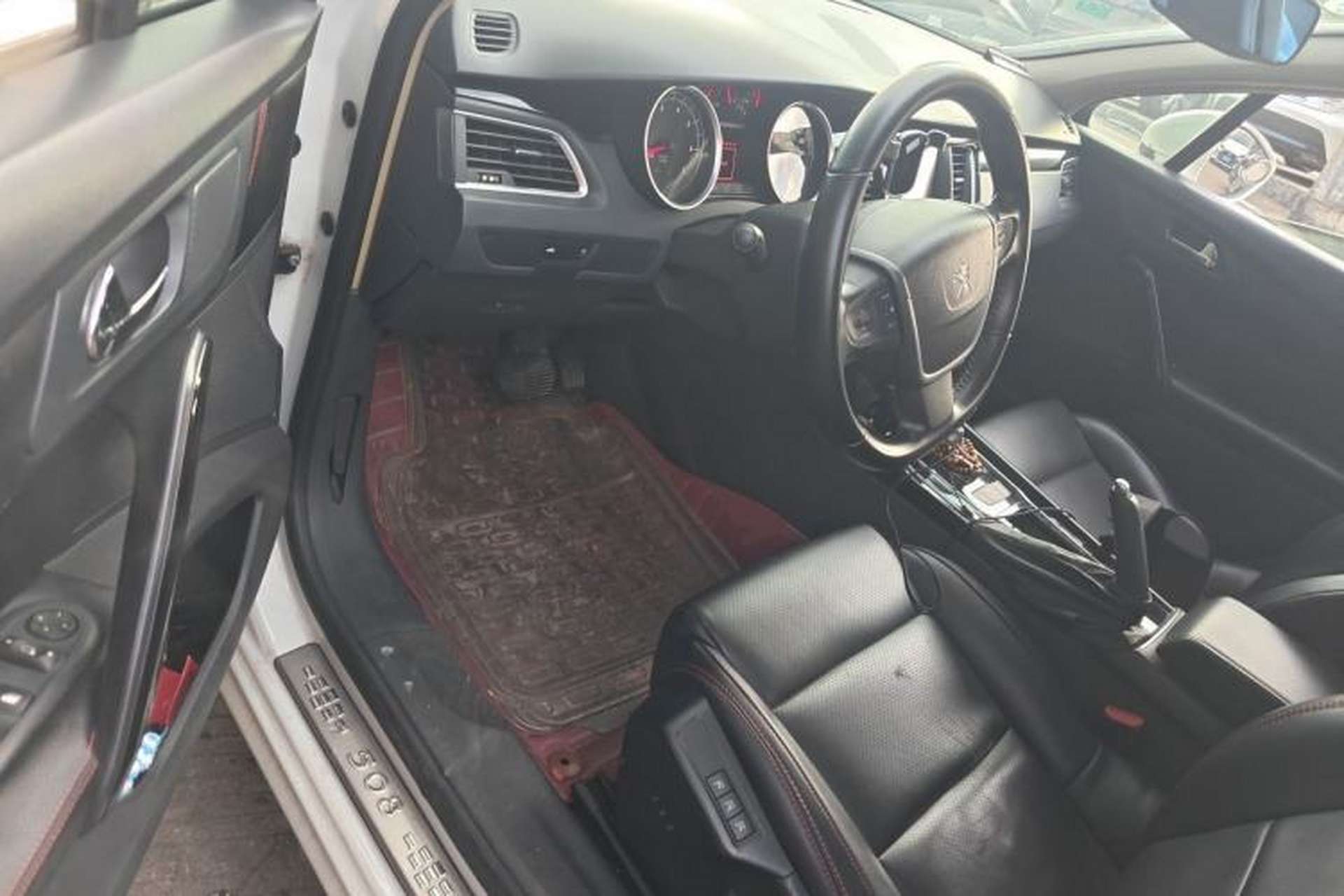 Used Peugeot 508 2015 2.0L Automatic Zhiyi Edition Driver Seat