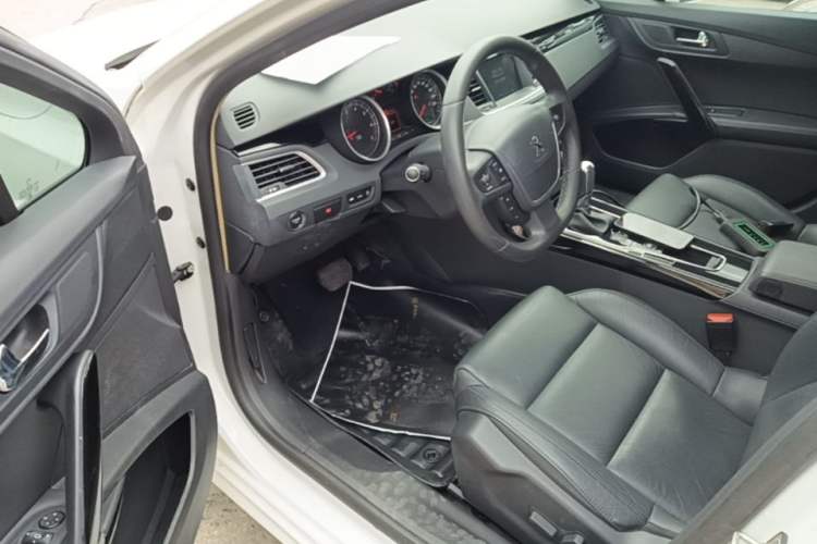 Used Peugeot 508 2015 1.6THP Automatic Prestige Edition Driver Seat