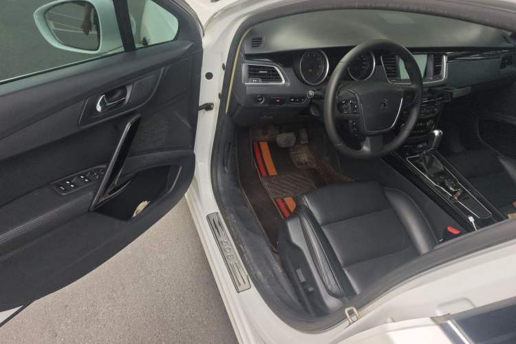 Used Peugeot 508 2015 1.6THP Automatic Prestige Edition Driver Seat