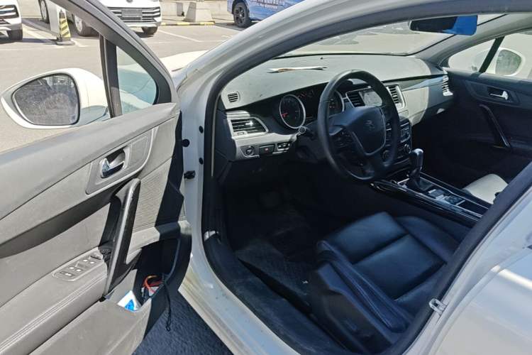 Used Peugeot 508 2015 1.6THP Automatic Prestige Edition Driver Seat