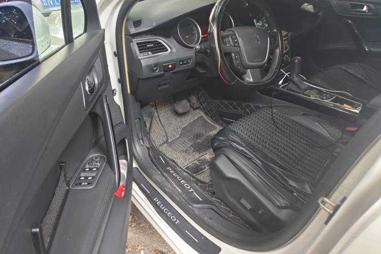 Used Peugeot 508 2015 1.8THP Automatic Prestige Edition Driver Seat
