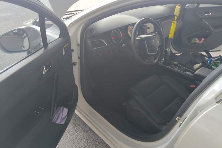 Used Peugeot 508 2015 1.6THP Automatic Prestige Edition Driver Seat