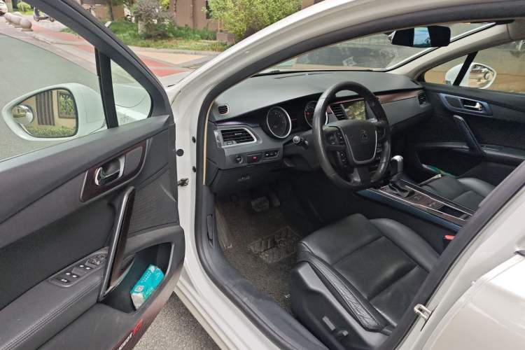 Used Peugeot 508 2015 1.6THP Automatic Prestige Edition Driver Seat