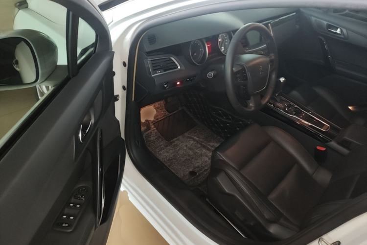 Used Peugeot 508 2015 1.6THP Automatic Prestige Edition Driver Seat