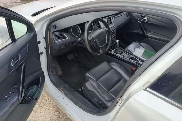 Used Peugeot 508 2015 1.6THP Automatic Prestige Edition Driver Seat