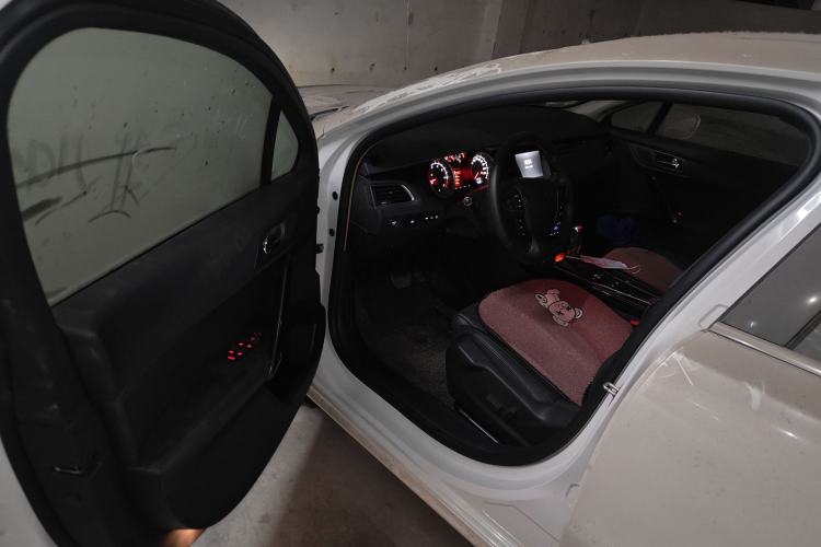 Used Peugeot 508 2015 1.6THP Automatic Prestige Edition Driver Seat