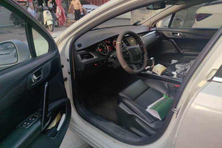 Used Peugeot 508 2015 1.6THP Automatic Zhiiyi Edition Driver Seat