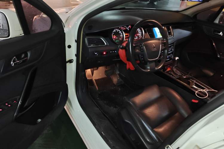 Used Peugeot 508 2015 1.6THP Automatic Prestige Edition Driver Seat