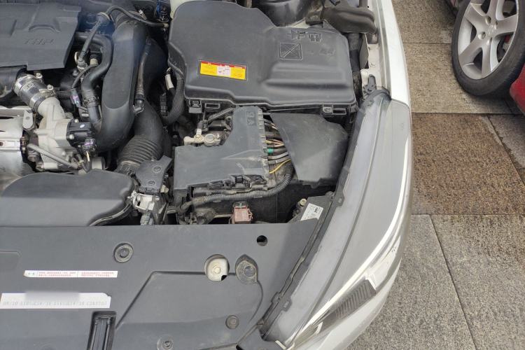 Used Peugeot 508 2015 1.6THP Automatic Zhiiyi Edition Engine Bay Left