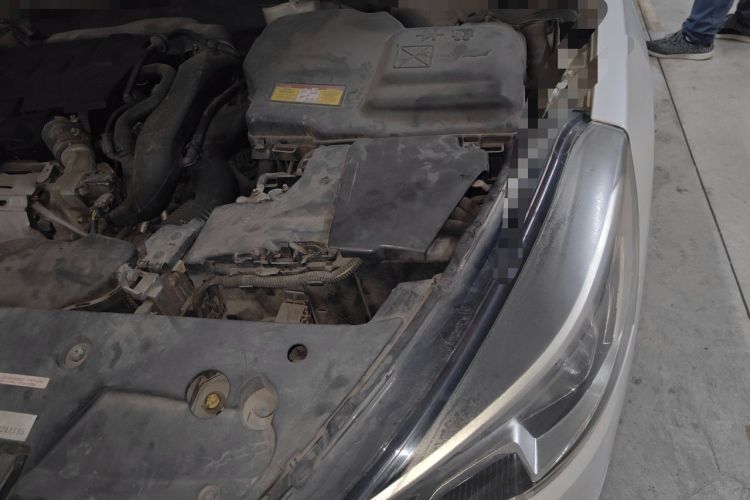 Used Peugeot 508 2015 1.6THP Automatic Prestige Edition Engine Bay Left