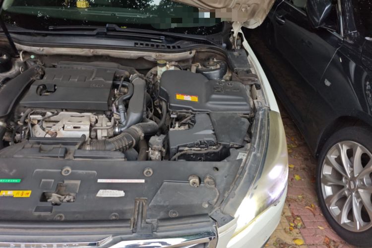 Used Peugeot 508 2015 1.8THP Automatic Flagship Edition Engine Bay Left