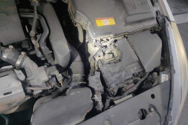 Used Peugeot 508 2015 1.6THP Automatic Zhiiyi Edition Engine Bay Left