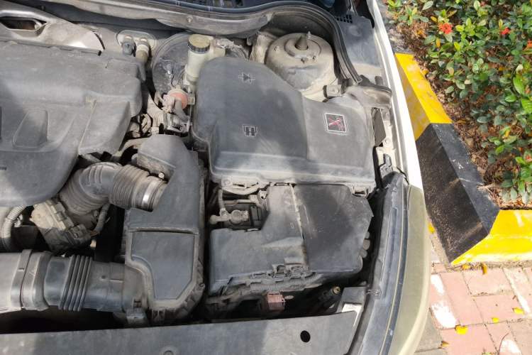 Used Peugeot 508 2015 2.0L Automatic Zhiyi Edition Engine Bay Left